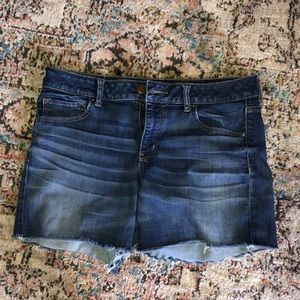 AEO DENIM X CAFE Midi Shorts